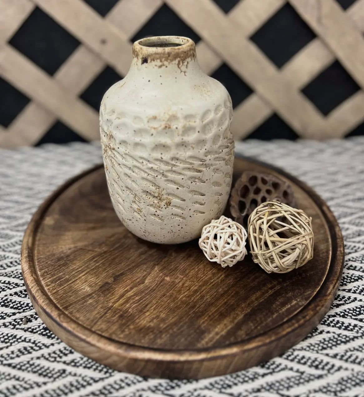 Dark Wood Round Centerpiece Plate