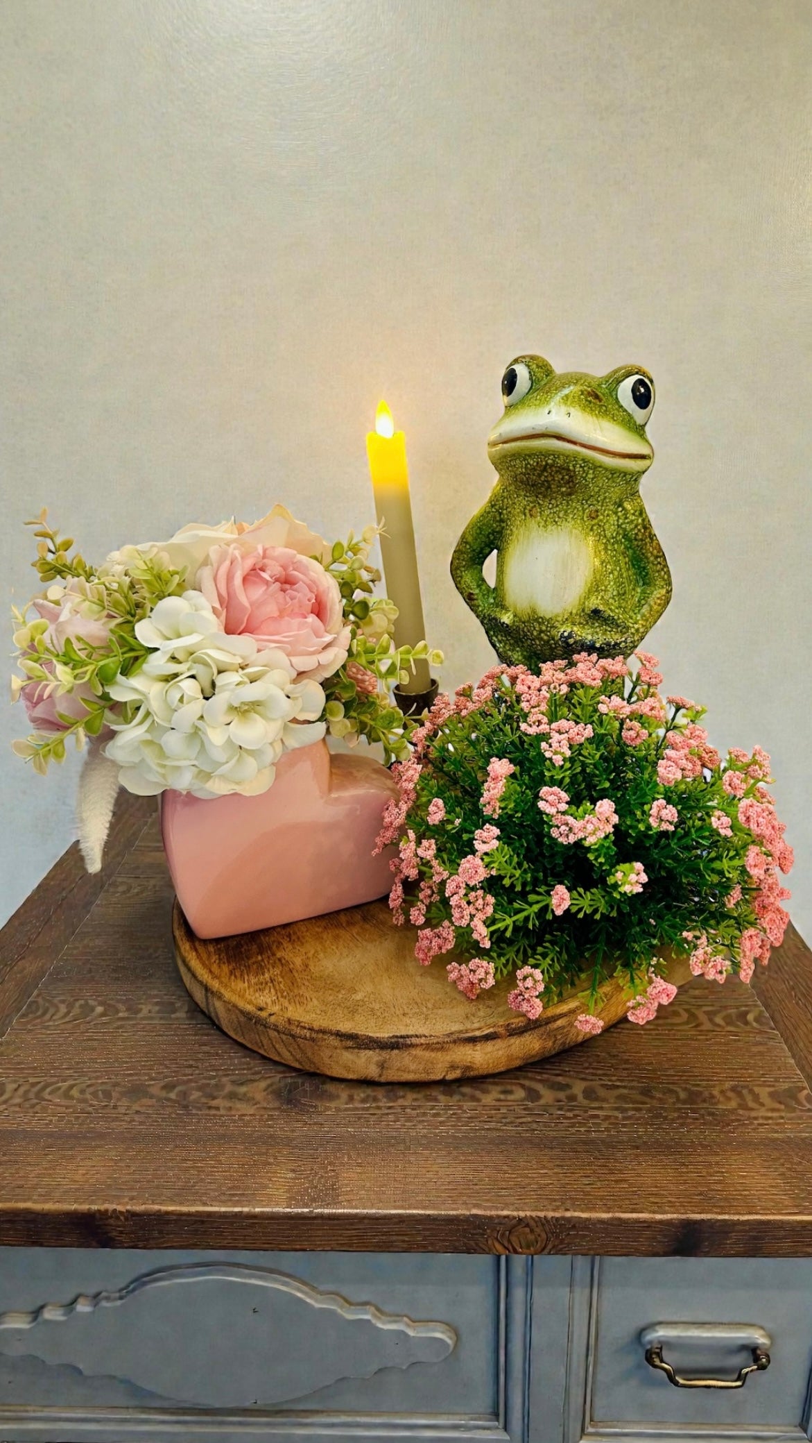 Heart & Hop Decorative Centerpiece
