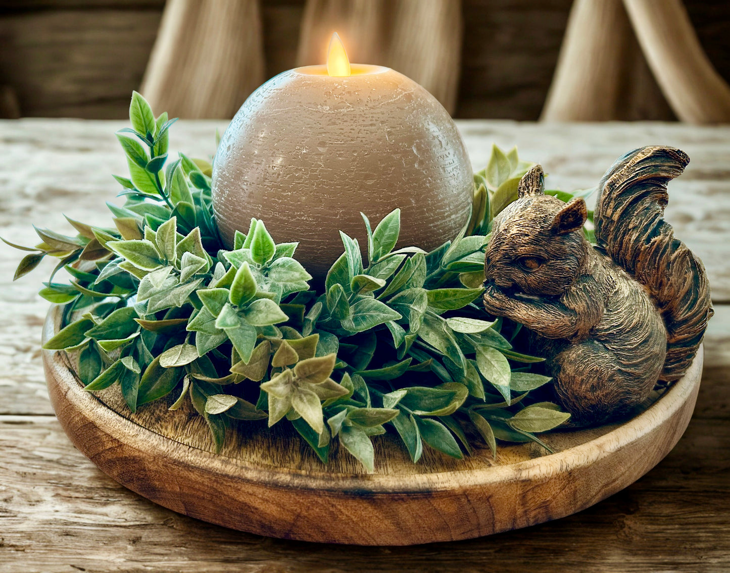 Dark Wood Round Centerpiece Plate