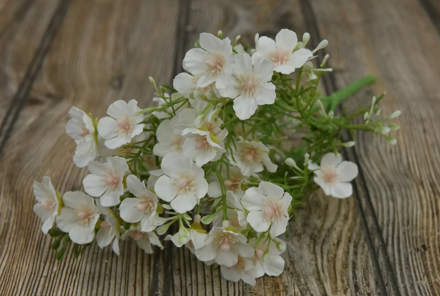 Baby’s Breath Pick 14”