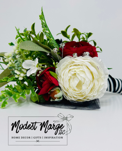 Floral, Candles & Gift Card Gift Set