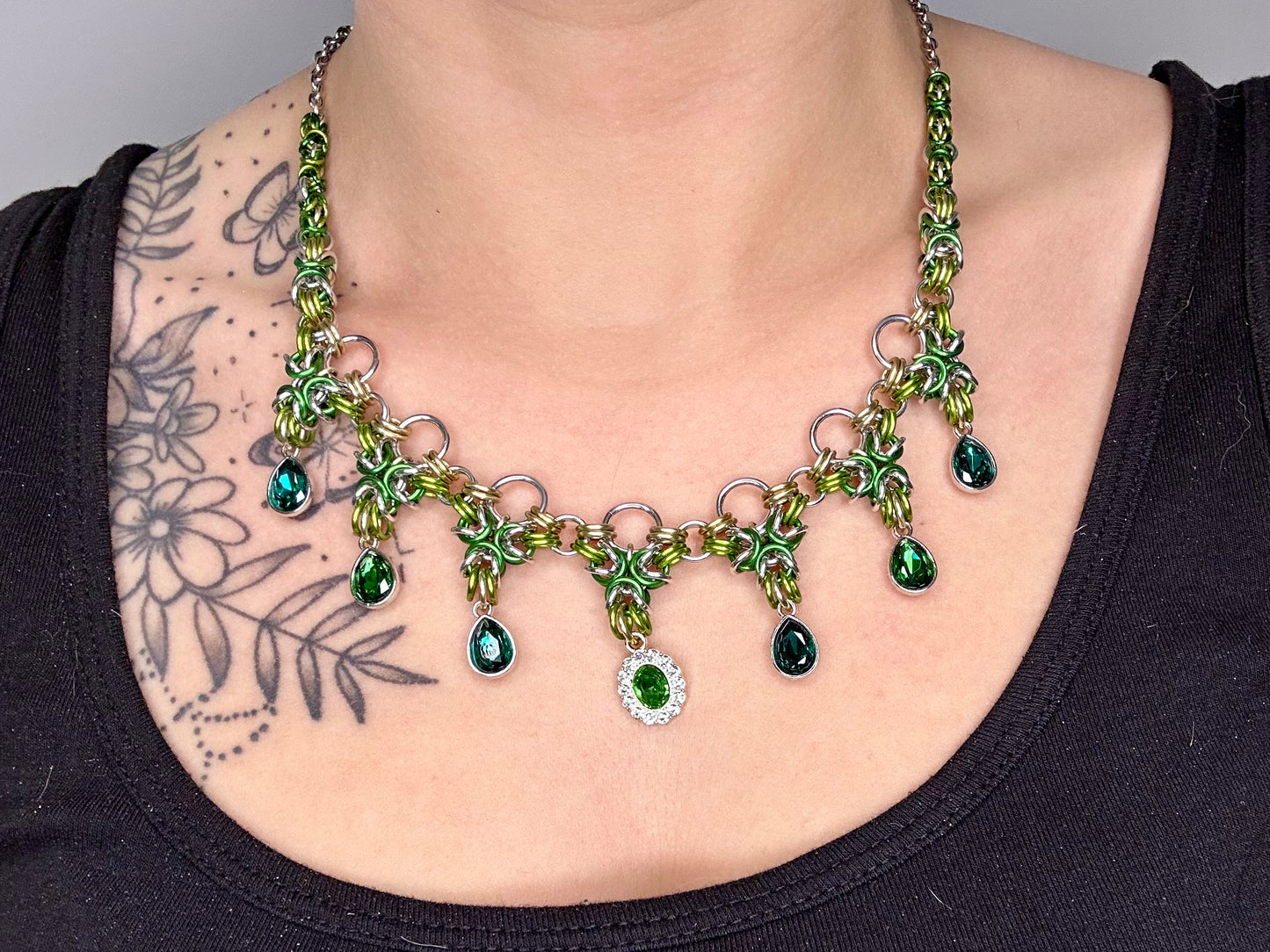 Fancy Byzantine w/ Gems Necklace & Earrings Set (Green)